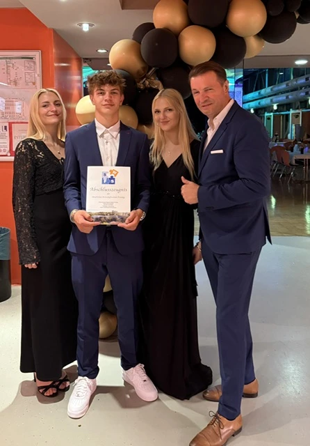 Armin Gastl mit Familie